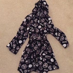 Boys size medium skull robe